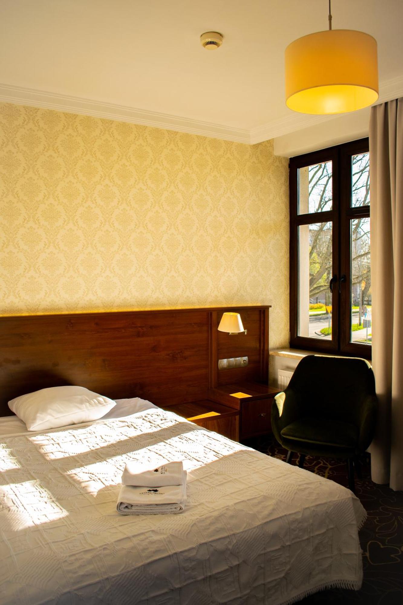Hotel Pruski Orneta Exterior foto